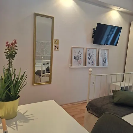 게스트하우스 Enna Bedroom With Private Balcony