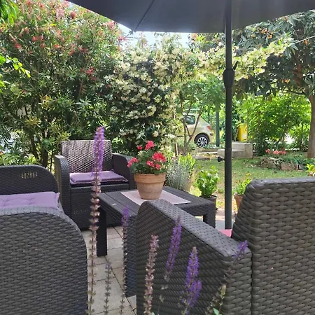 게스트하우스 Enna Bedroom With Private Balcony