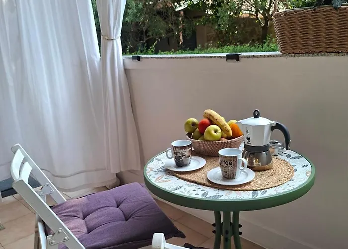 Enna Bedroom With Private Balcony Gostinjska kuća